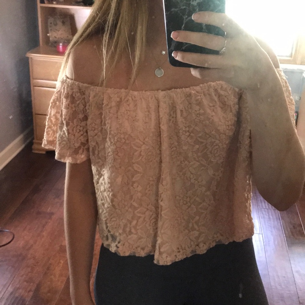 Off-Shoulder Top